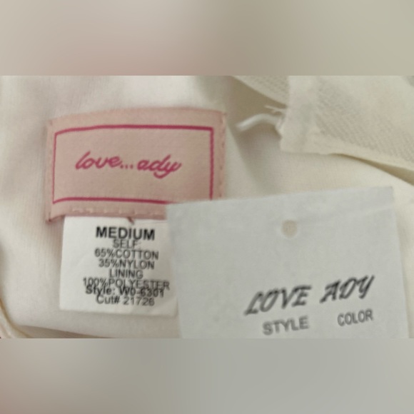 Lace detail dress size Medium NWT🔖🔖 - Picture 10 of 10